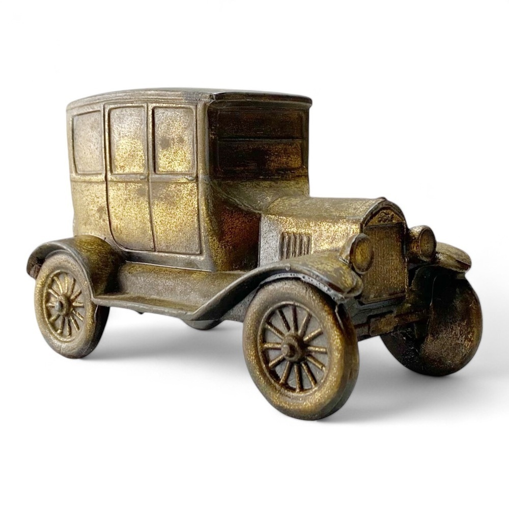 Vintage Piggy Bank Model T Coin Bank Banthrico Cast Metal Car​